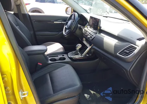 2021 Kia Seltos Sx Turbo z USA, uszkodzony, nr VIN KNDETCA22M7187270